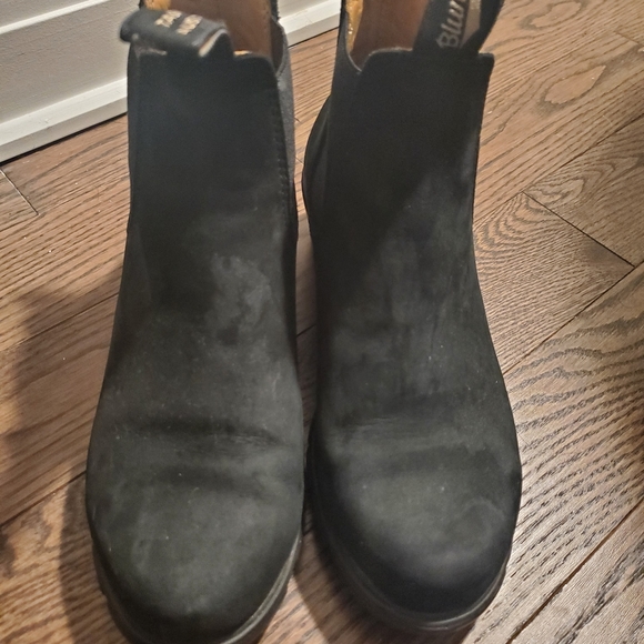 Women's Suede Blundstones with heel 6.5 - Picture 2 of 7